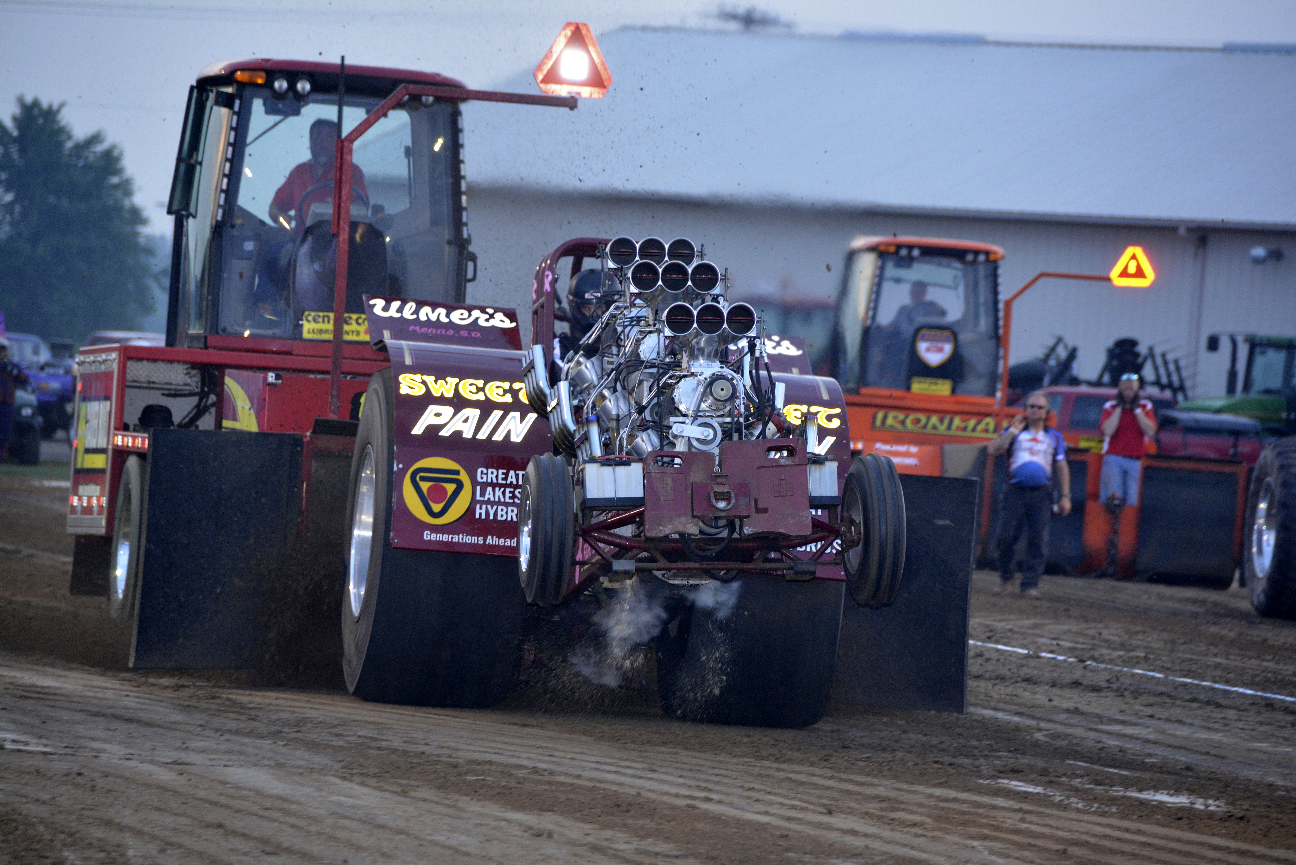 modified mini tractor pulls